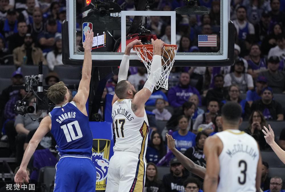 相比之下 相比之下