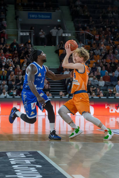 破和外线投 破和外线投