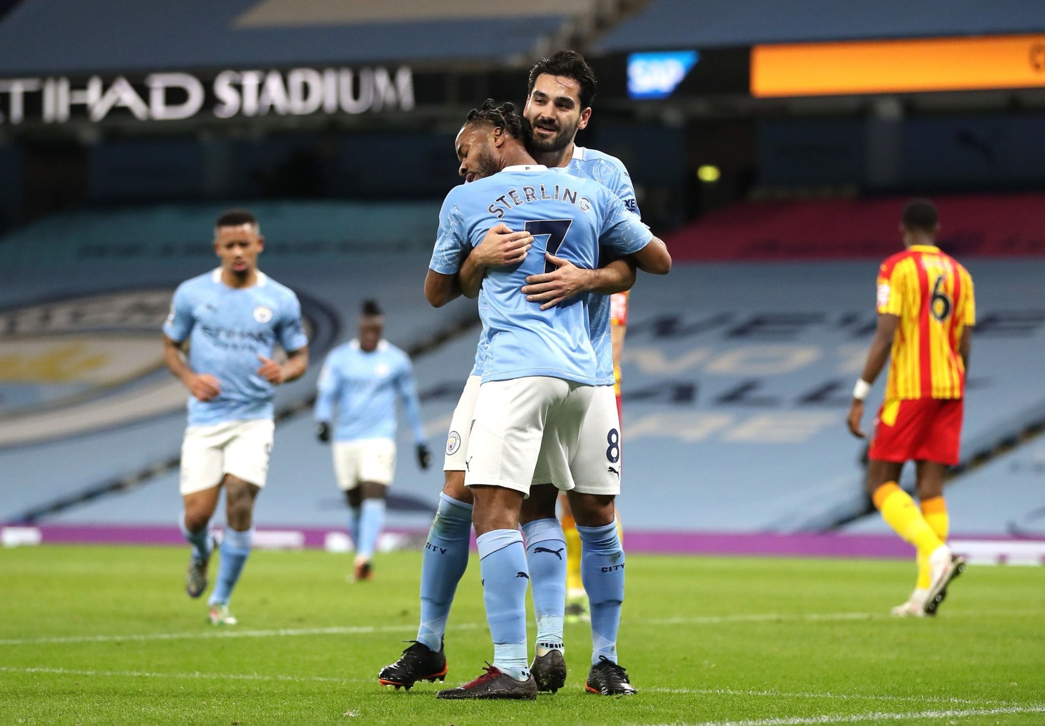 中不断磨砺 中不断磨砺