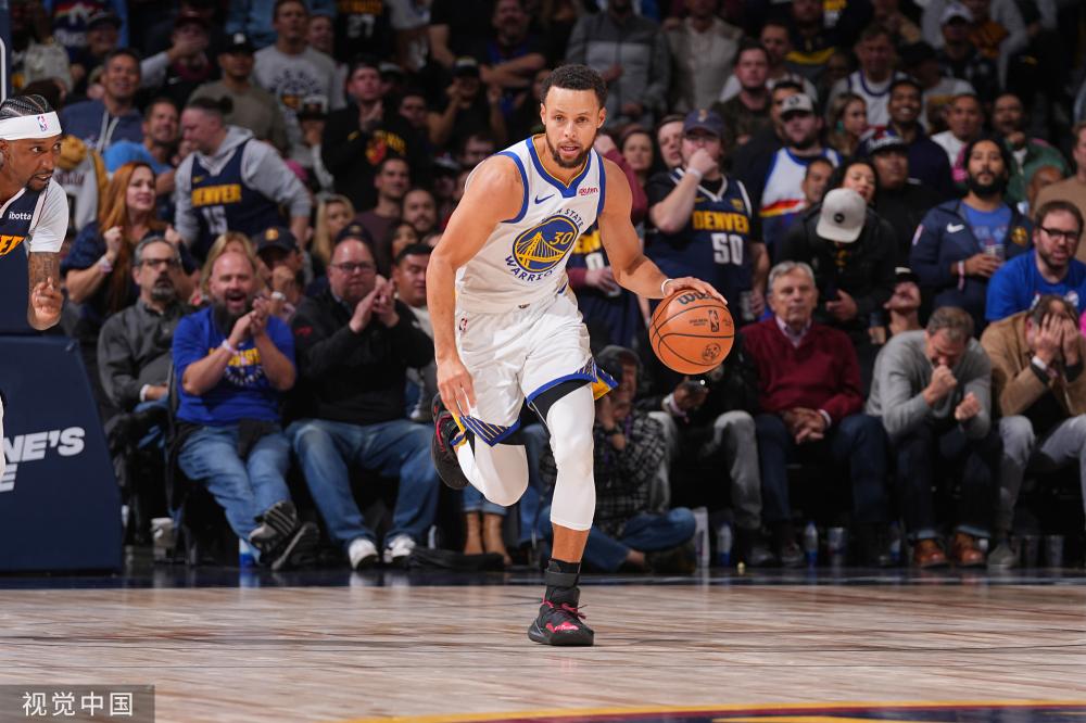 冰雪产业发 冰雪产业发