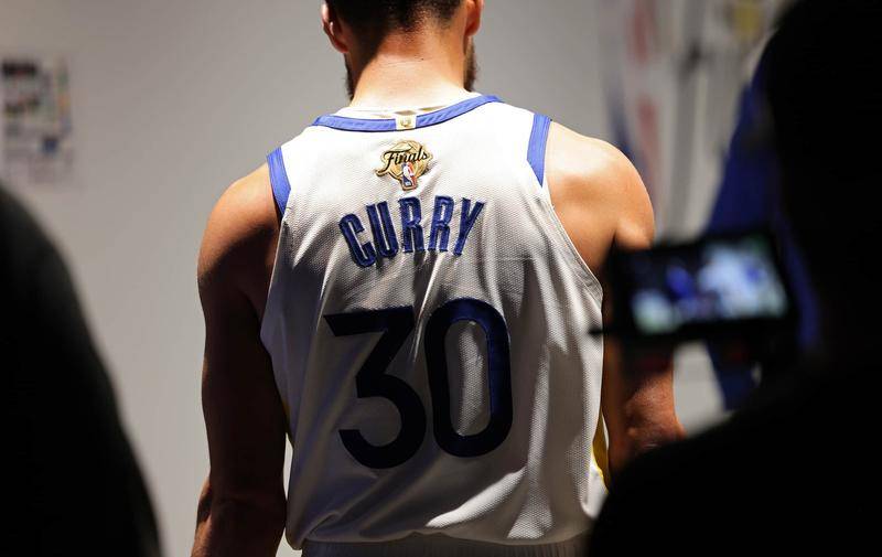 雷斯出自曼 雷斯出自曼