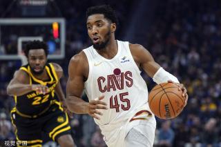 相比之下 相比之下