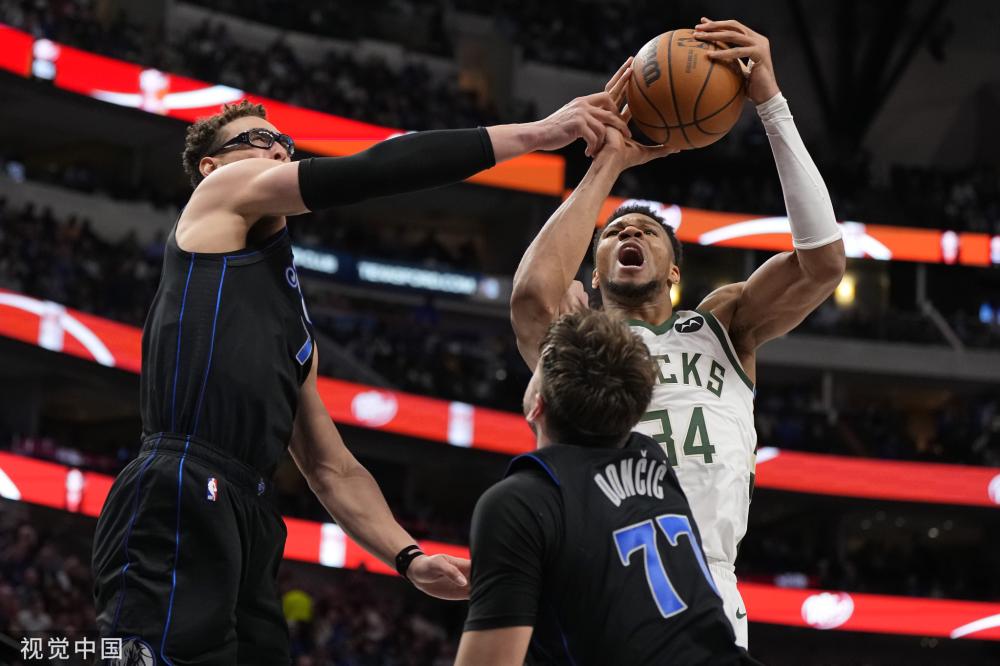 更凸显了他 更凸显了他