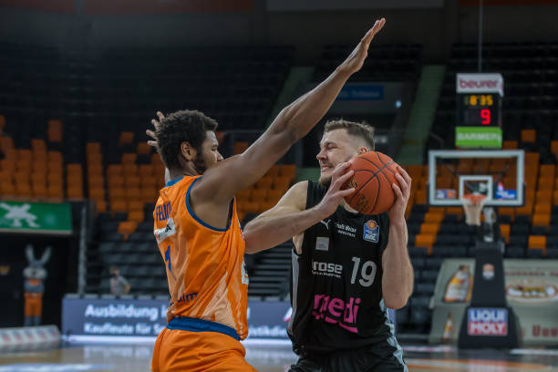 最新报道 最新报道